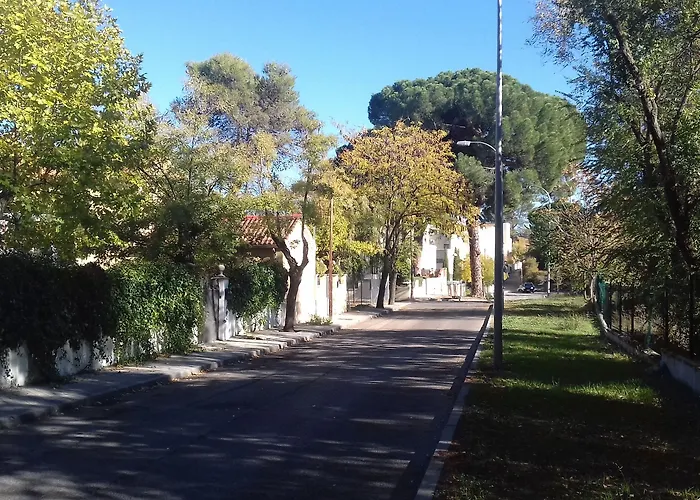Hostal Aravaca Garden Madrid